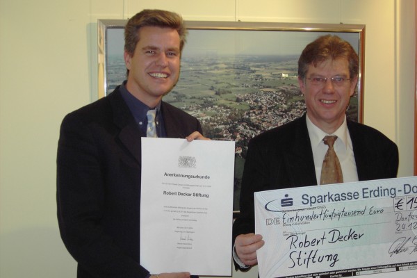 Robert Decker Soziales Projekt