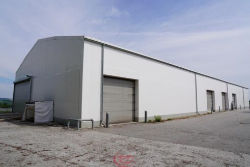 Leichtbauhalle mit hochwertiger Ausstattung, zum Selbstabbau und Aufbau auf eigenem Grundstück