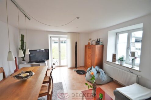 Stilvoll wohnen im Erdgeschoss – mit Garten & Komfort