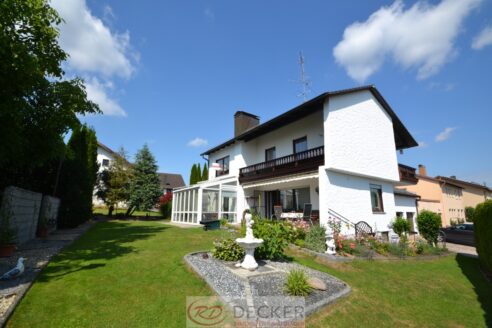 Familienidyll – Gepflegtes Einfamilienhaus mit Garten, Balkonen & Platz für die ganze Familie!